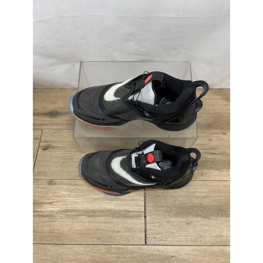 Nike type shoes